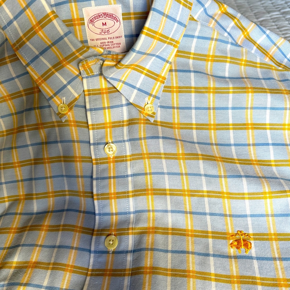 Men’s brooks brothers yellow and blue button down shirt size medium